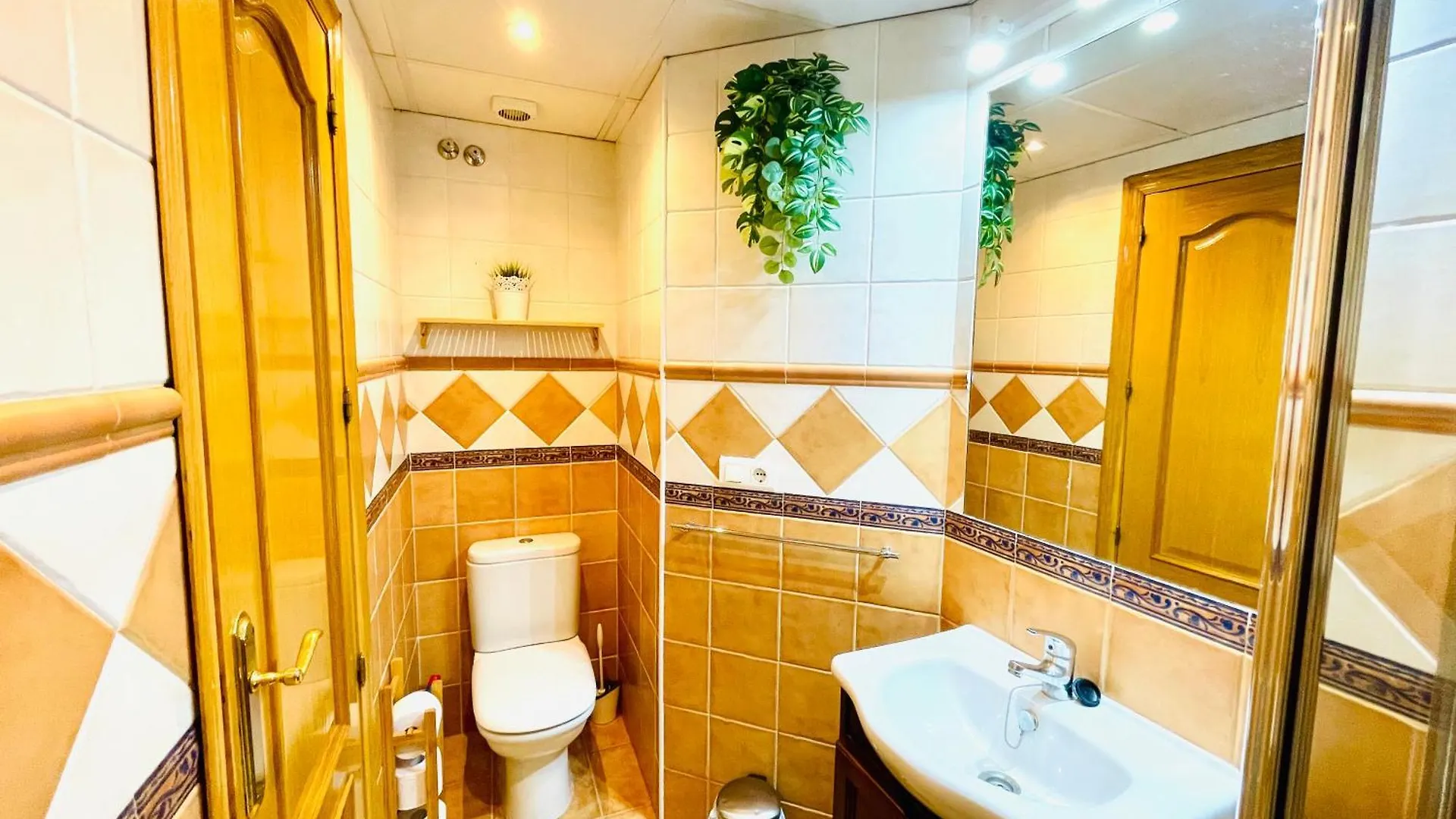 La Pimentera Central Apartments 4 - Centro Historico Marbella Spain
